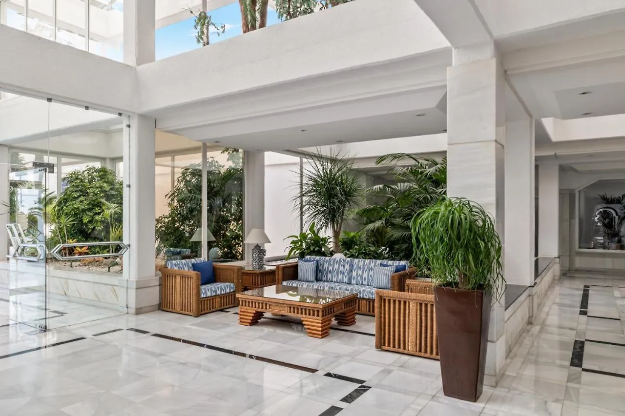 Pool View Apartment In Casa Sevilla - Puerto Banus マルベーリャ スペイン
