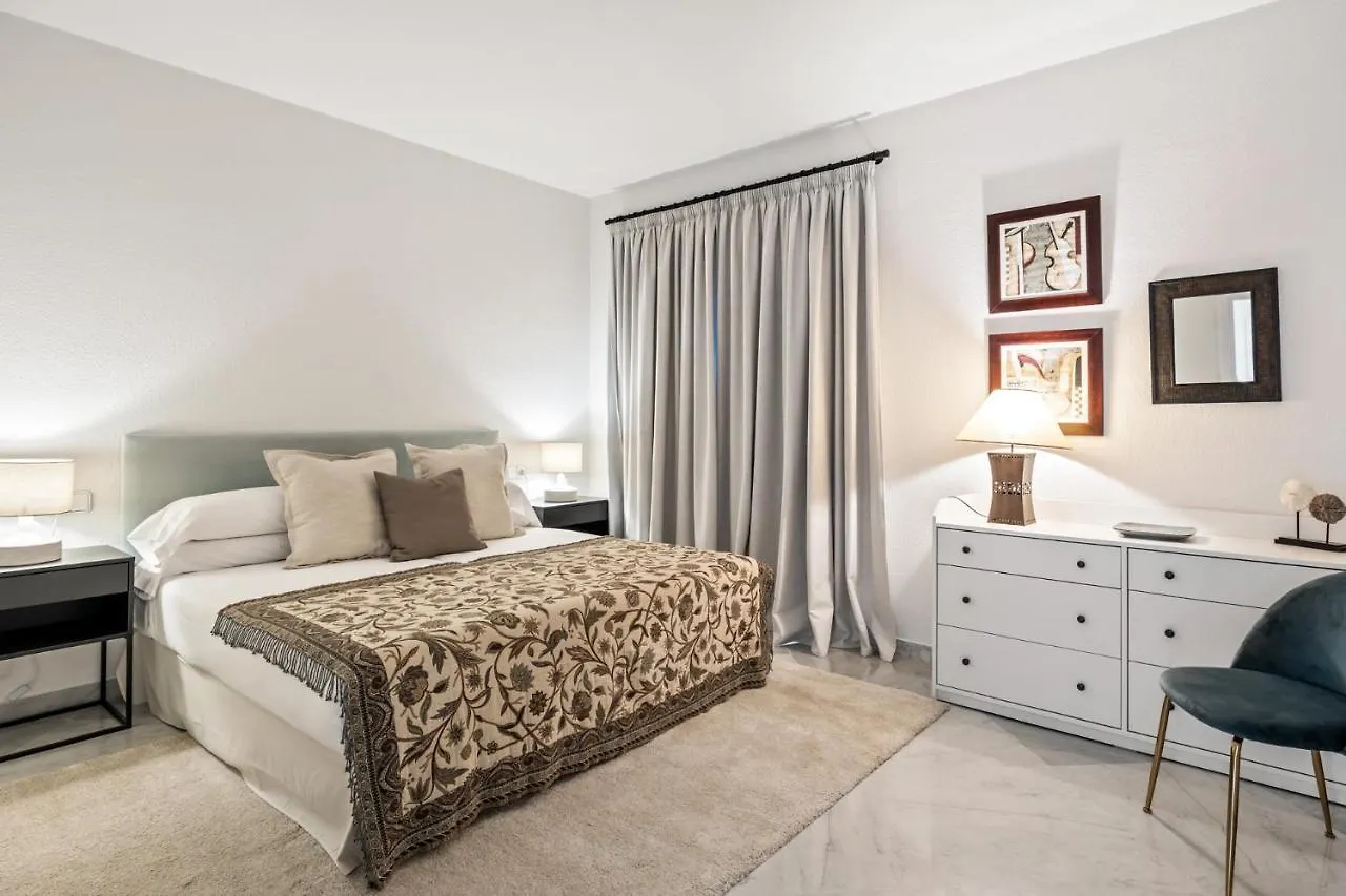 Pool View Apartment In Casa Sevilla - Puerto Banus Marbella 0*,