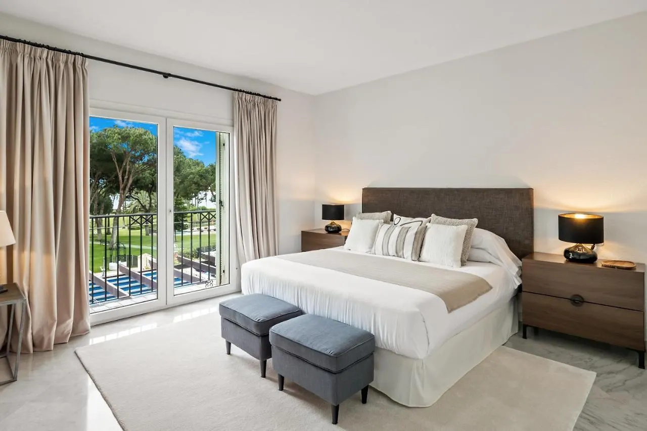 Pool View Apartment In Casa Sevilla - Puerto Banus Marbella