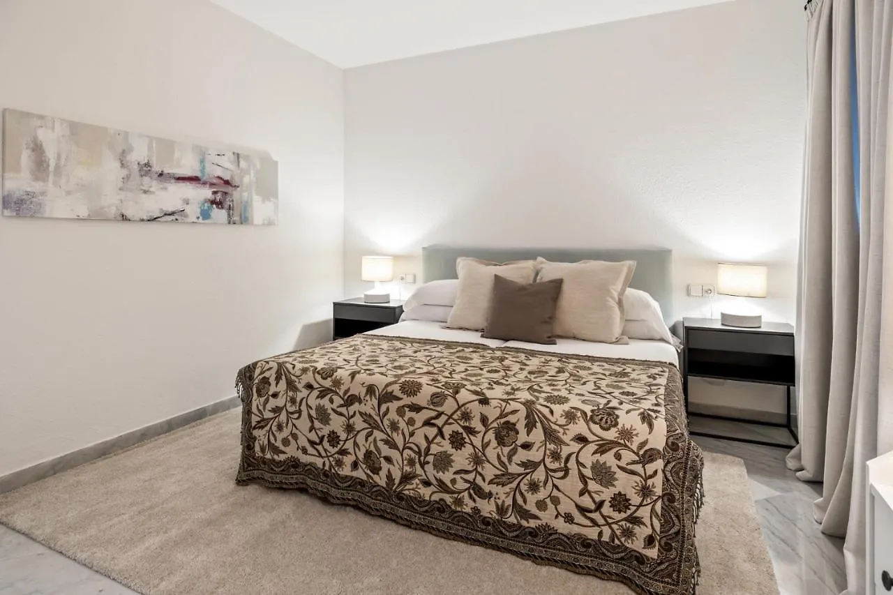Pool View Apartment In Casa Sevilla - Puerto Banus Marbella