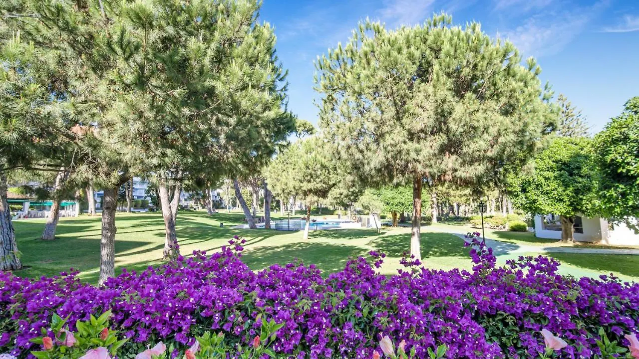 Pool View Apartment In Casa Sevilla - Puerto Banus Marbella